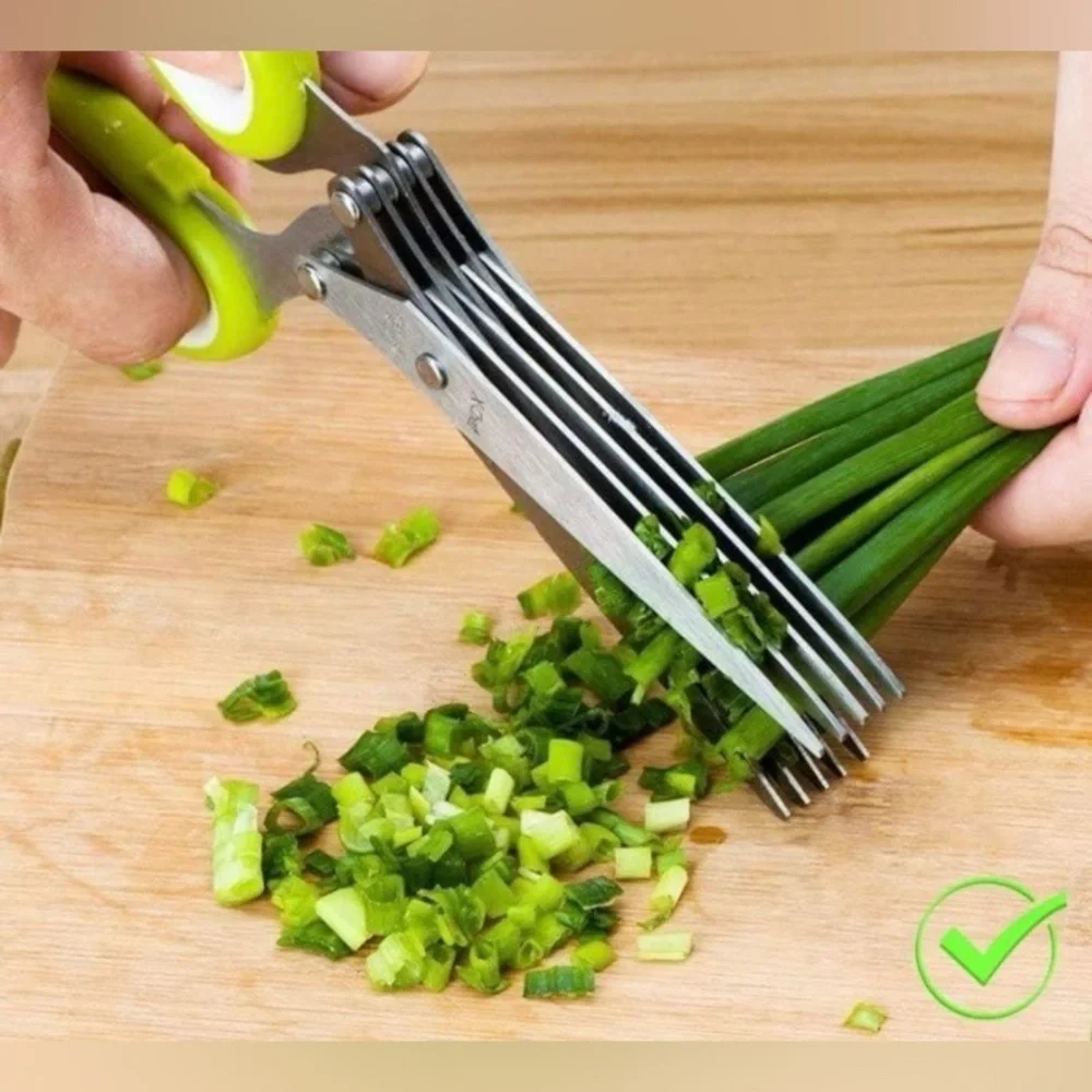 NWOT Kitchen Bundle- 2 Clever Tongs Silicone Spatula Tongs & Herb Scissors